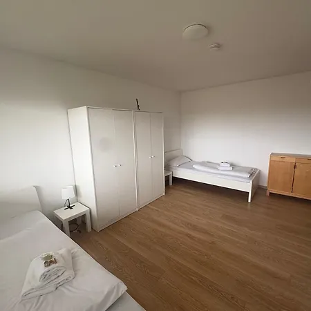 Appartement Teamhaus Mit Grosser Kueche - Platz Fuer 10 *