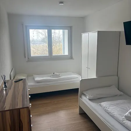 Teamhaus Mit Grosser Kueche - Platz Fuer 8 Appartamento *